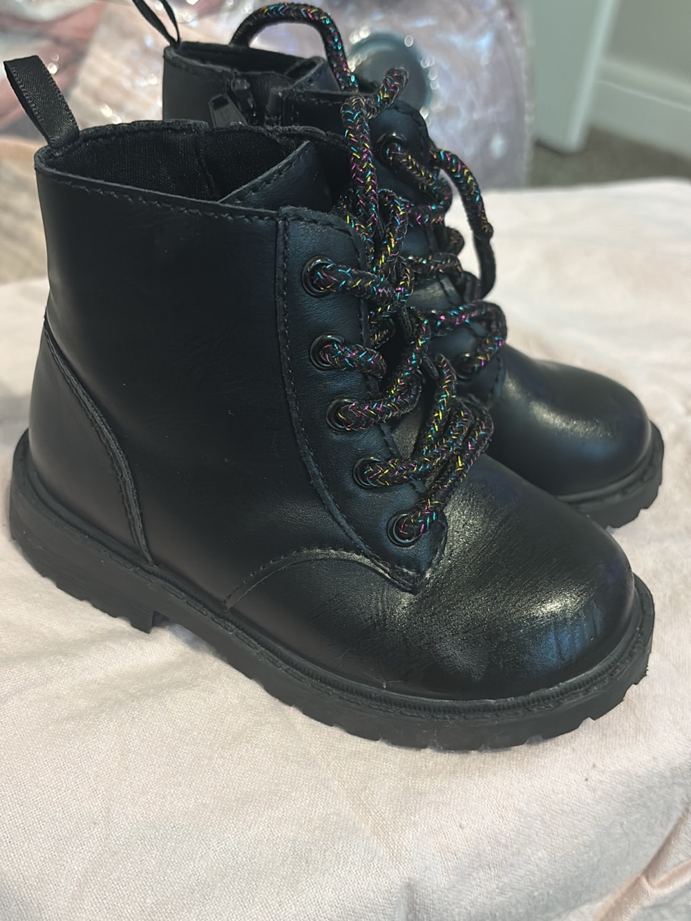 Old Navy Black Kids Lace-Up Combat Boots with Multicolor Laces